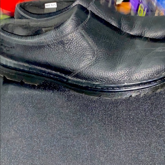 Dr. MARTENS AIRWAIR Men's SIZE 12 Black Leather Shoes.GOOD CLEAN CONDITION - Picture 1 of 16